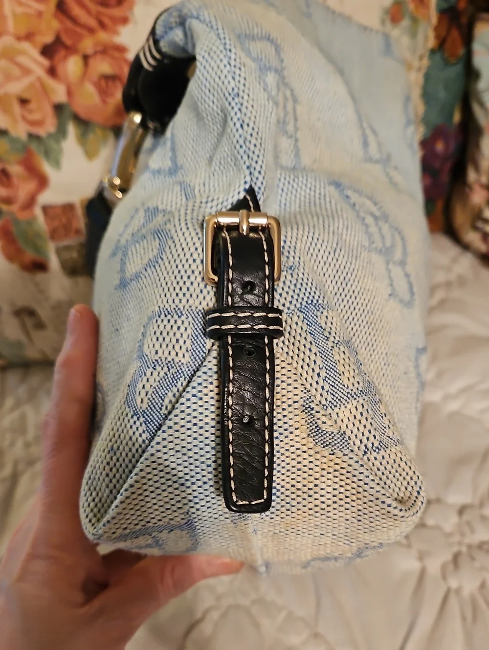 Designer-Inspired Blue & Cream Tote Bag with Black Leather Handles - Picture 3 of 8
